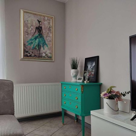 Apartments Near Old Town With Private Parking Kaunas Dış mekan fotoğraf